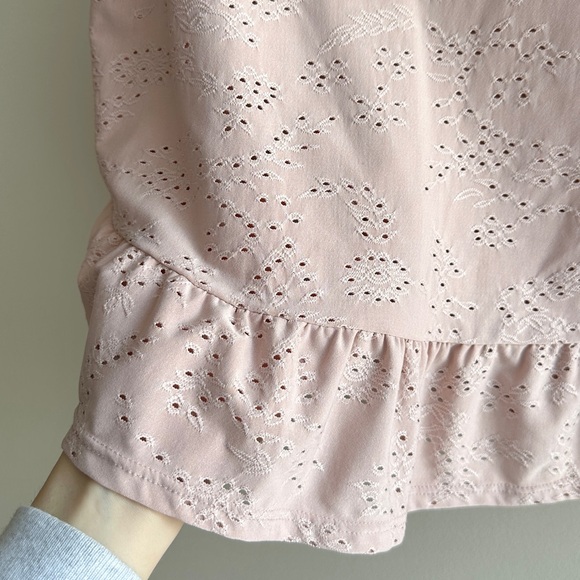 W5 Women's Blush Pink Eyelet Ruffle Short Sleeve Blouse, Size Small - Picture 11 of 16